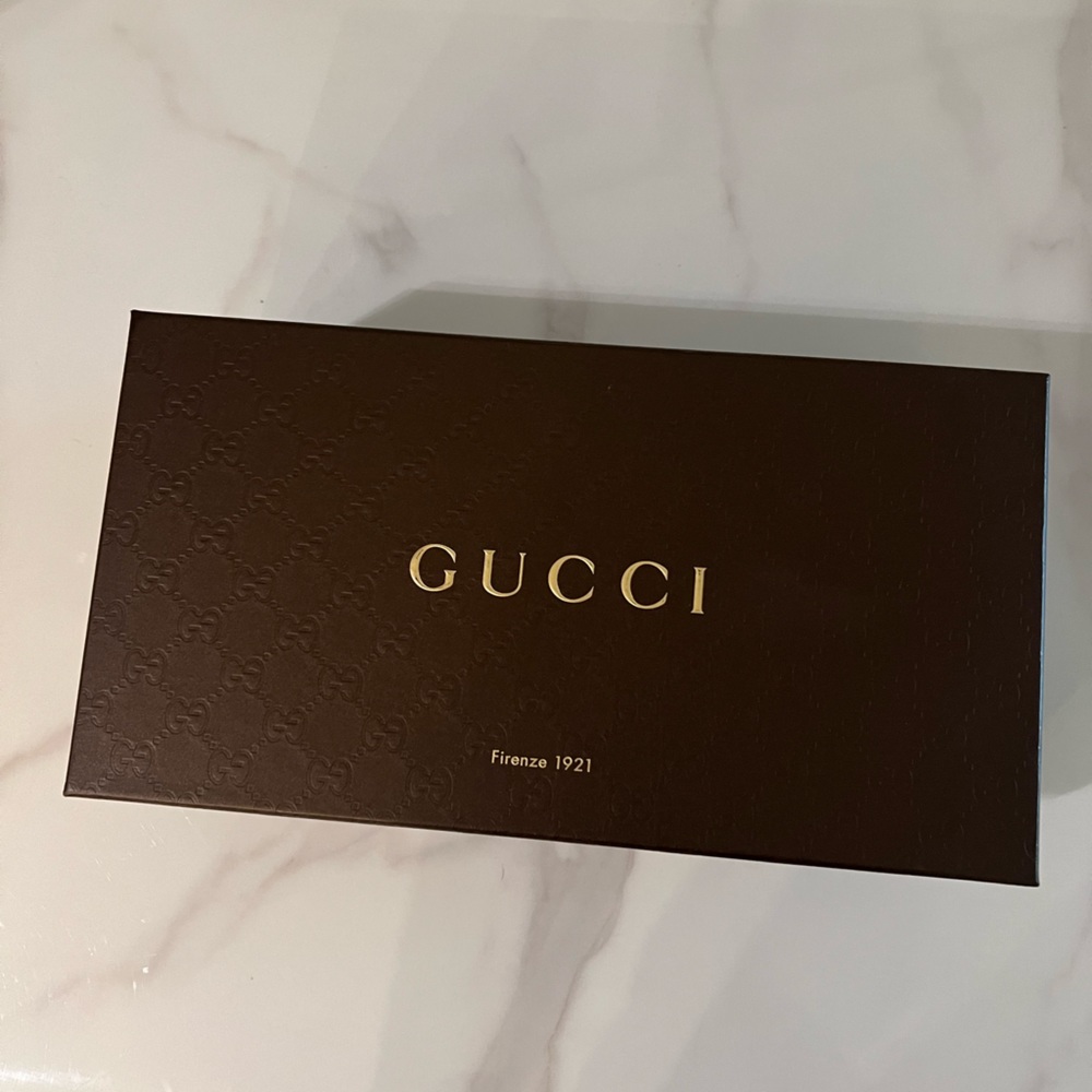 Gucci shoe box (empty)